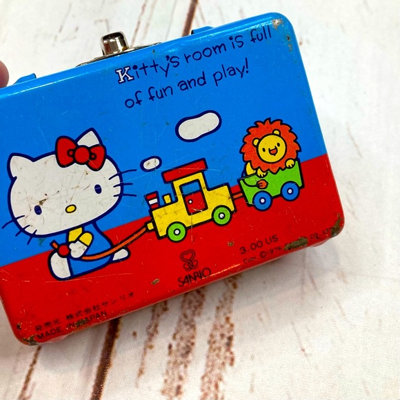 Sanrio Hello Kitty Mini Metal Lunchbox Vintage 70s - Picture 5 of 11